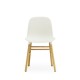 Sedia Form Chair Bianca Gambe in Rovere Normann Copenhagen