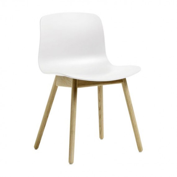 About A Chair AAC 12 Bianco - Rovere HAY