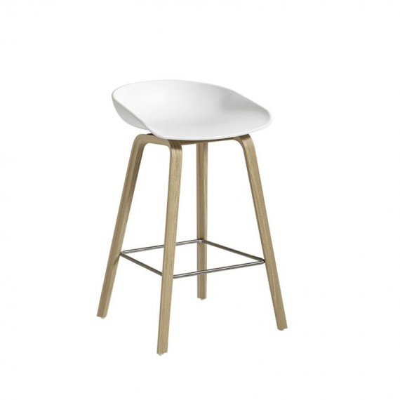 About A Stool AAS 32 H 64 cm HAY